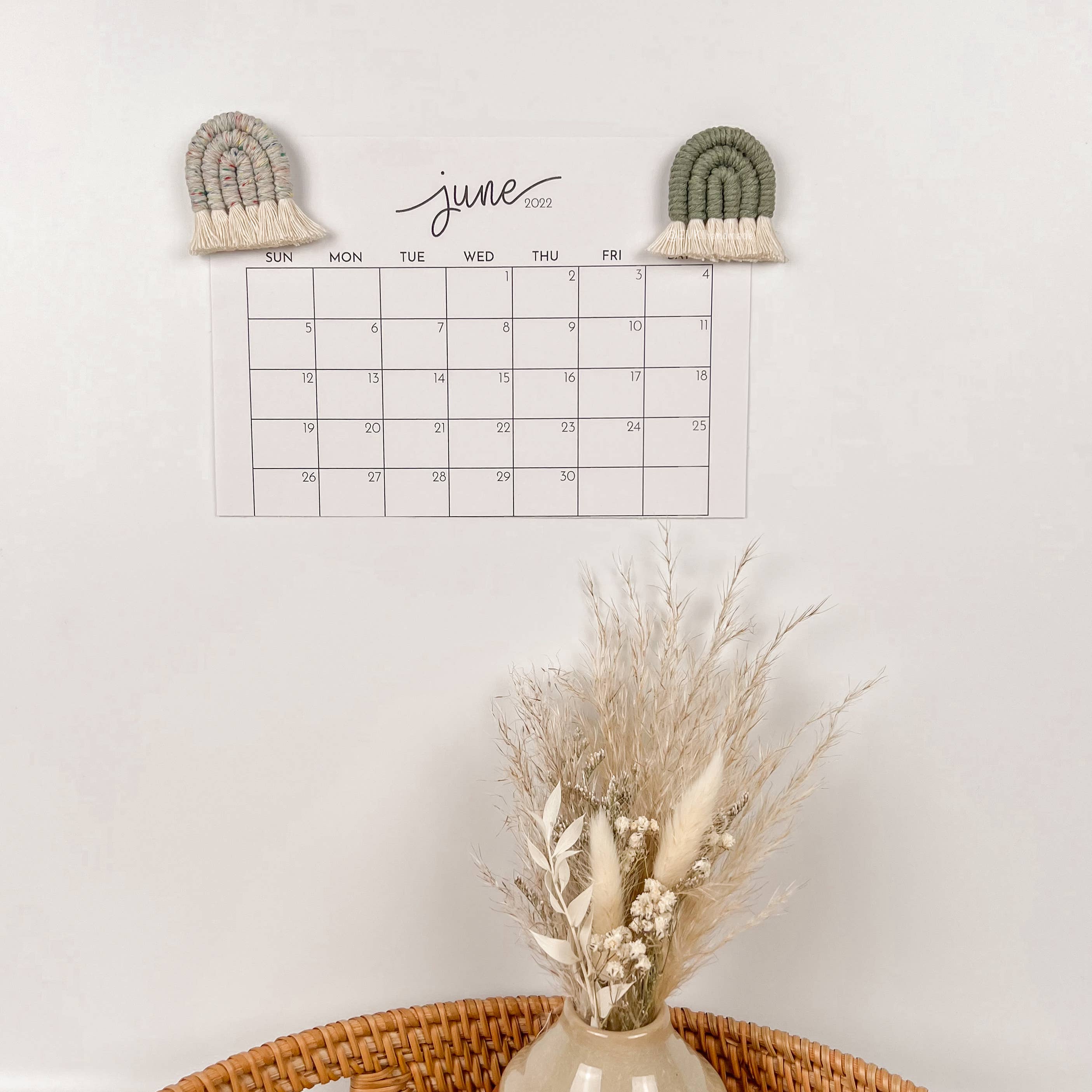 EVKI Handmade – wholesale Badge accessory – Women's – Mini Macrame Rainbow Badge Reels3