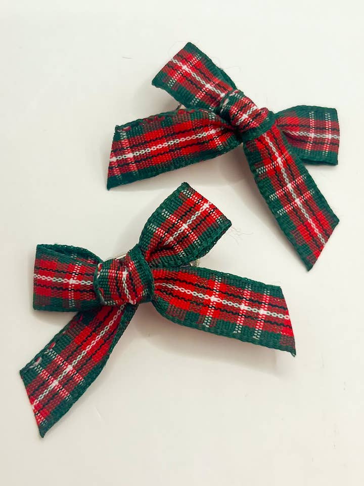 Nœuds à carreaux miniatures pour bébés et enfants Noël 2025 pour la vente par Aurelia & Co. Baby