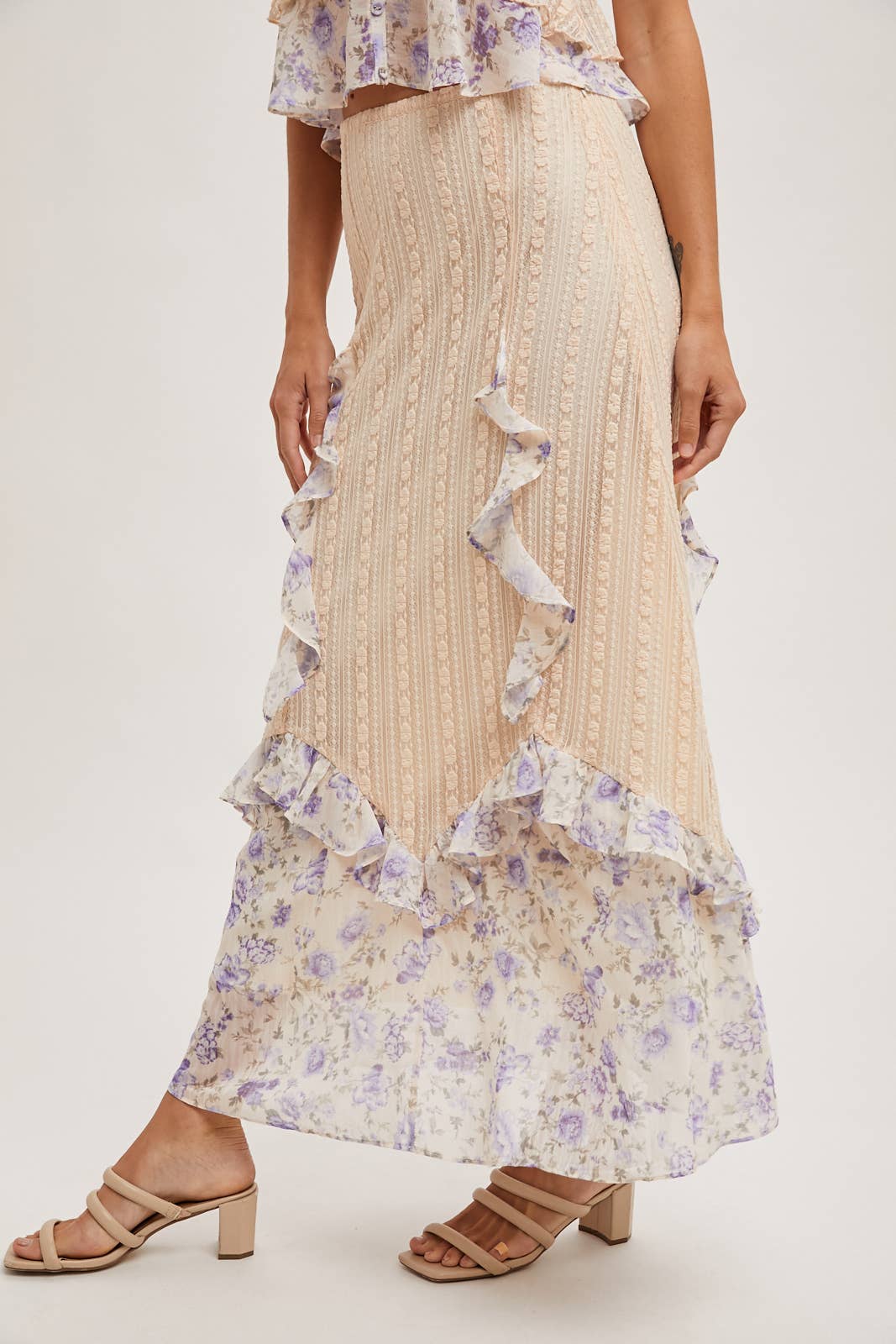 Bluivy - Wholesale Skirt - Women's - FLORAL PRINT TRIMMED MAXI LACE SKIRT WITH LINING14