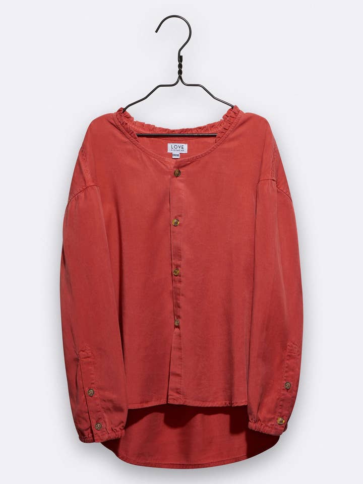 LOVE kidswear – wholesale T-shirt - Barn – Ella blus i rostig röd tencel för barn
