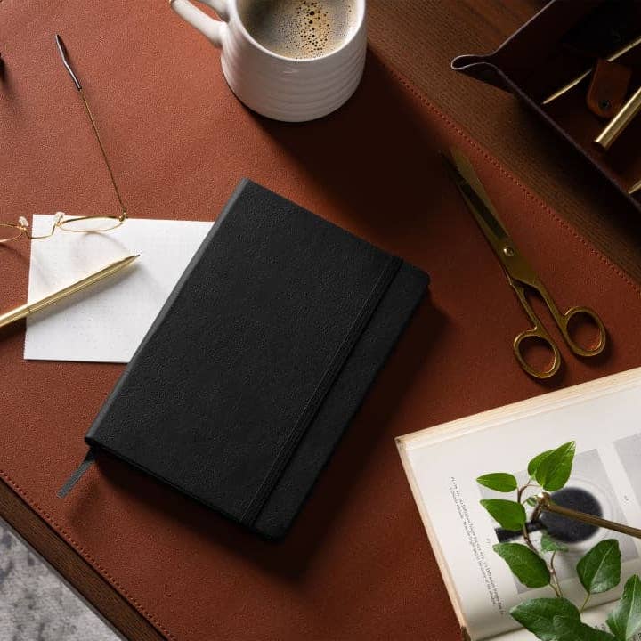 Noir anthracite Carnet A5 en papier quadrillé - noir anthracite en vente sur Faire1