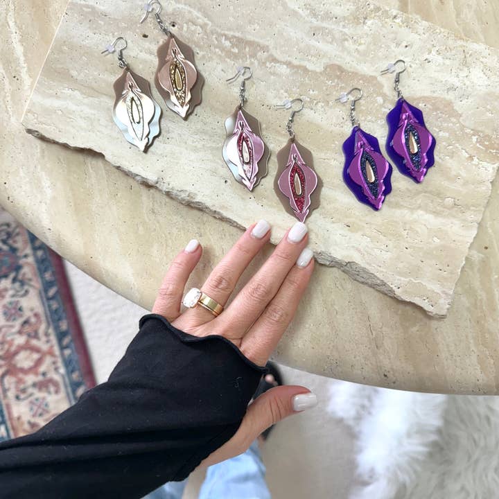Yoni Pleasure Palace - Wholesale Dangle earrings - The Vulva Earrings1