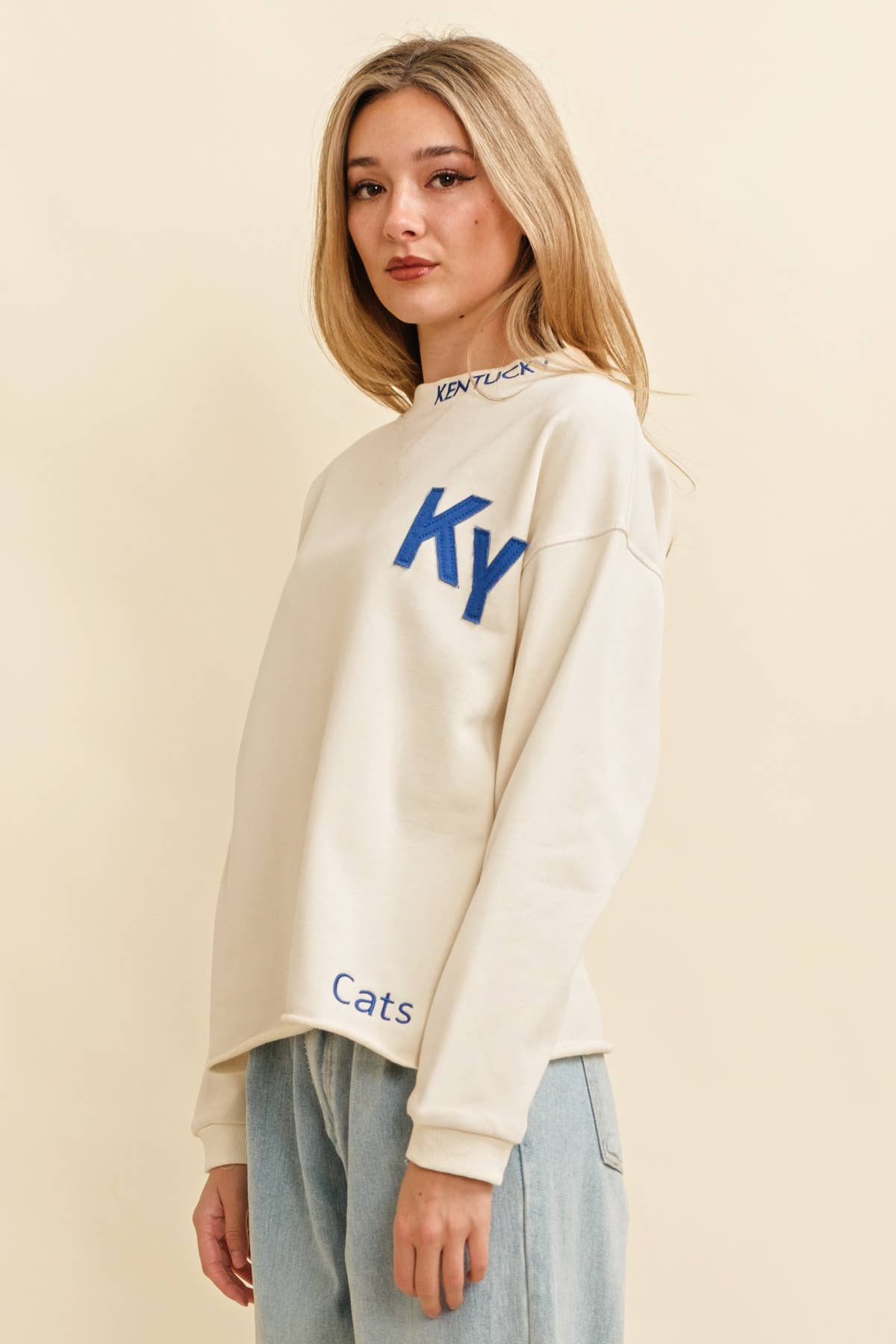 Cream CT15228J-1 - "KENTUCKY" PULLOVER SWEATER for wholesale on Faire2