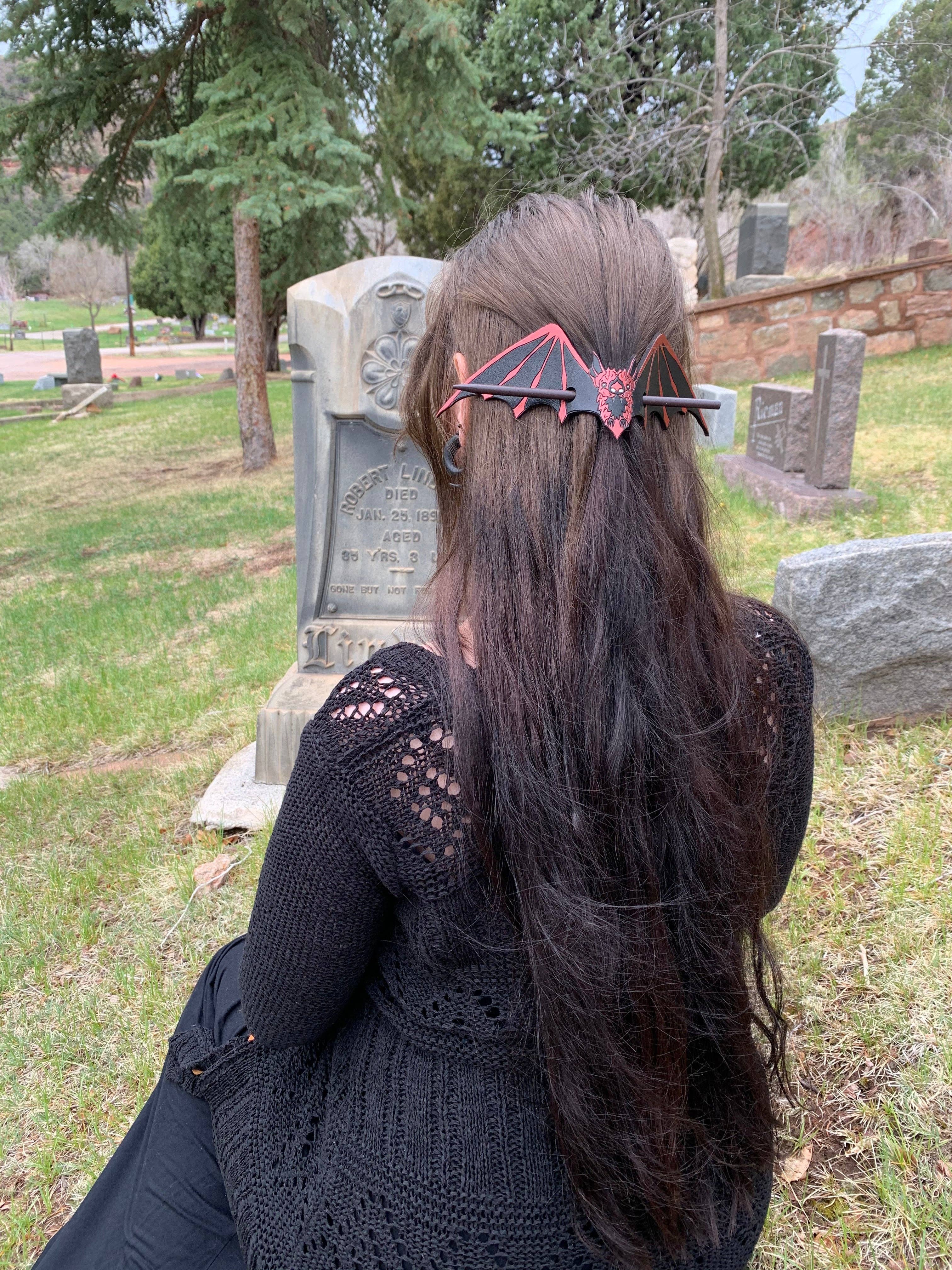 Hart & Horn - Vendita all'ingrosso Fermaglio per capelli - Donna - Fermacapelli in pelle di pipistrello7