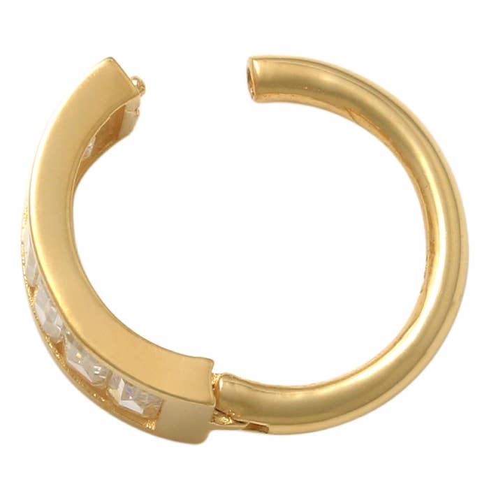 Zahav Jewelry – Engroshandel Solitairering – 10kt massivt guld | Septumring | Kropssmykker | Solid guld | Daith Piercing | Septum Hoop | Næsebøjler | Septum Clicker I modesmykker