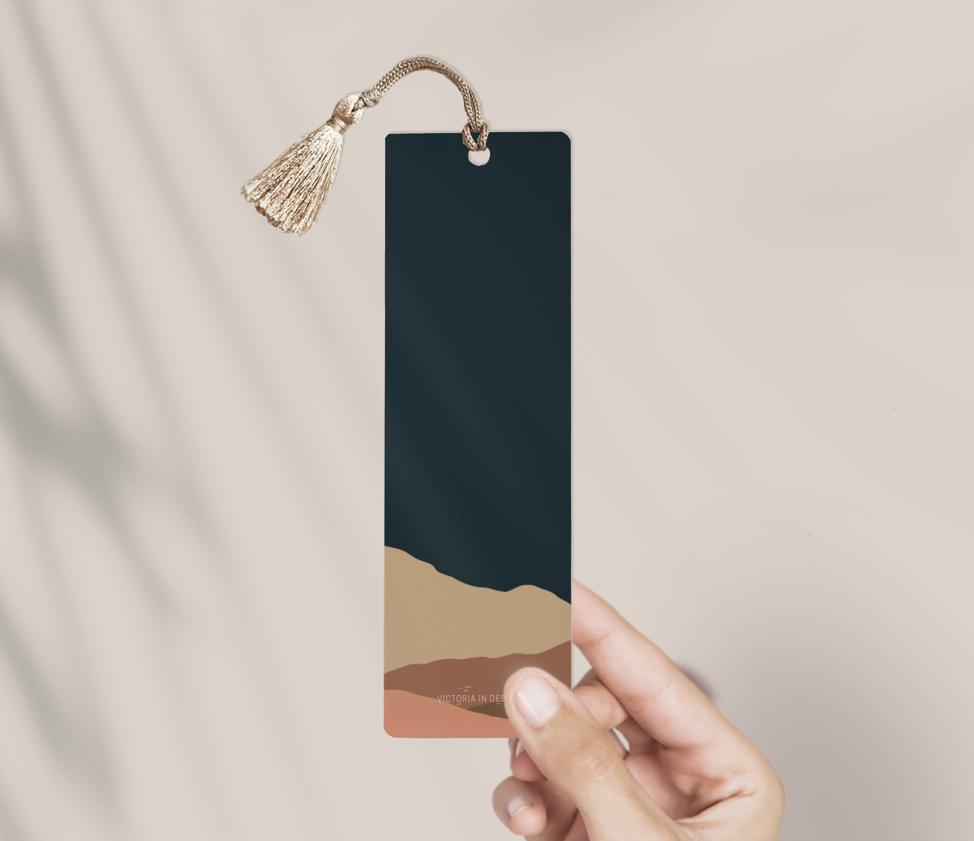 Victoria in Design - Vendita all'ingrosso Segnalibro - Segnalibro Desert Night con nappina1