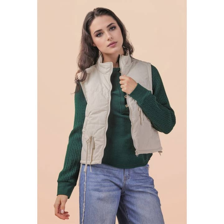 Kvinder Slipsdetalje Mock Neck Casual Puffer Vest for engroshandel hos Upmost