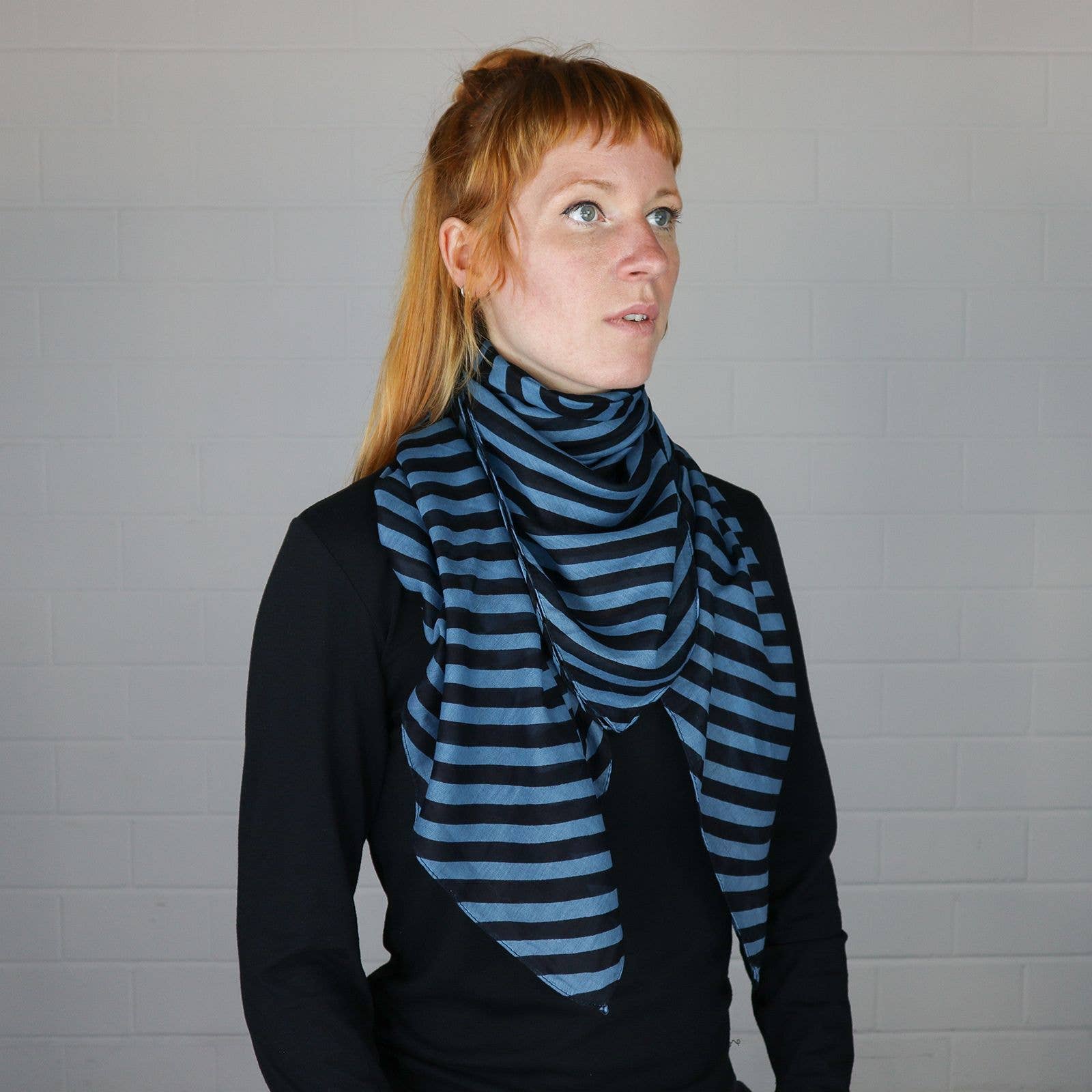 Tribal Trade GmbH - Vendita all'ingrosso Sciarpa - Unisex - Anello di stoffa di cotone blu quadrato6