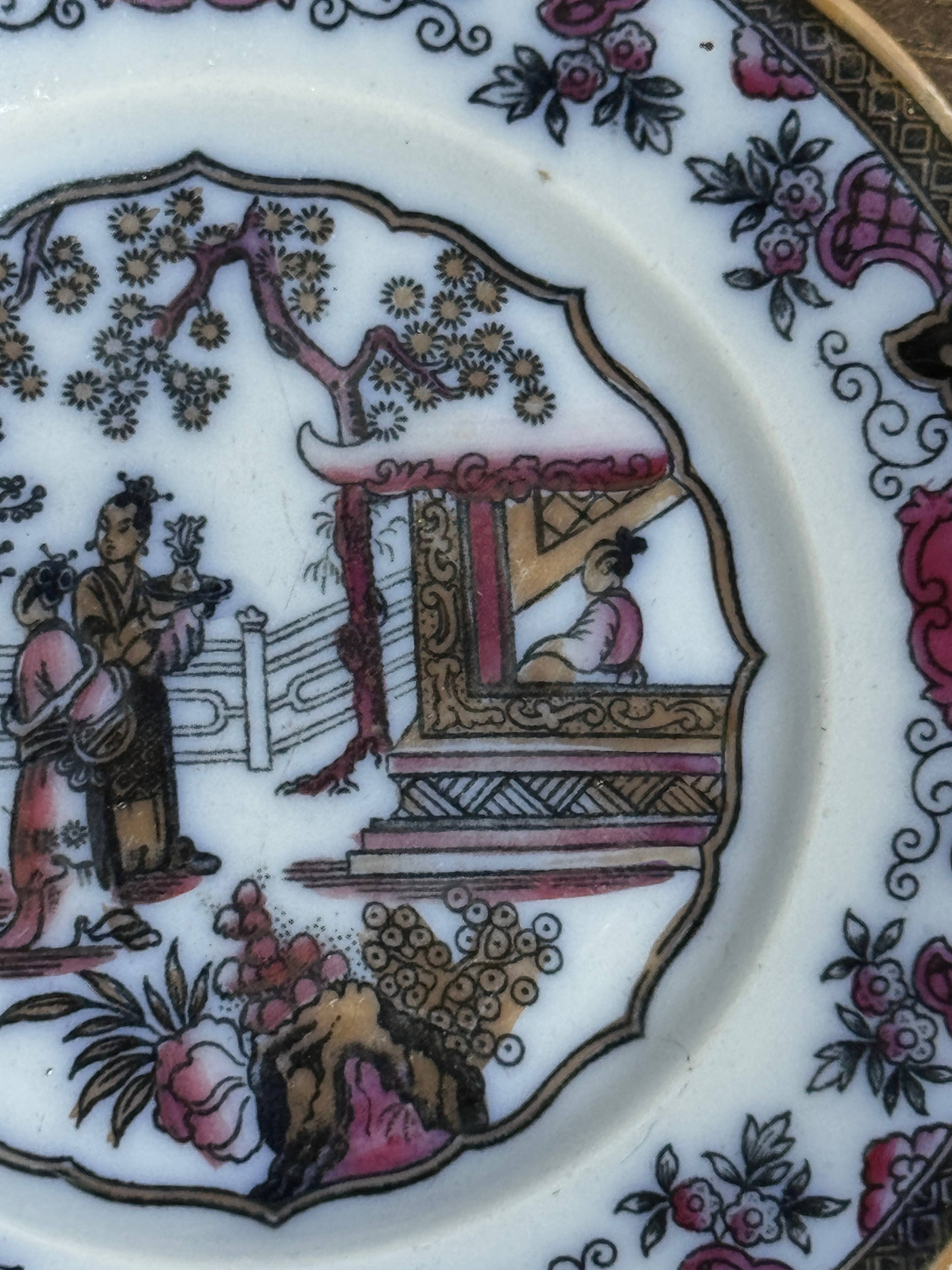 Office Objets - Wholesale Dinner Plate - 1850 Canton plate depicting a garden scene4