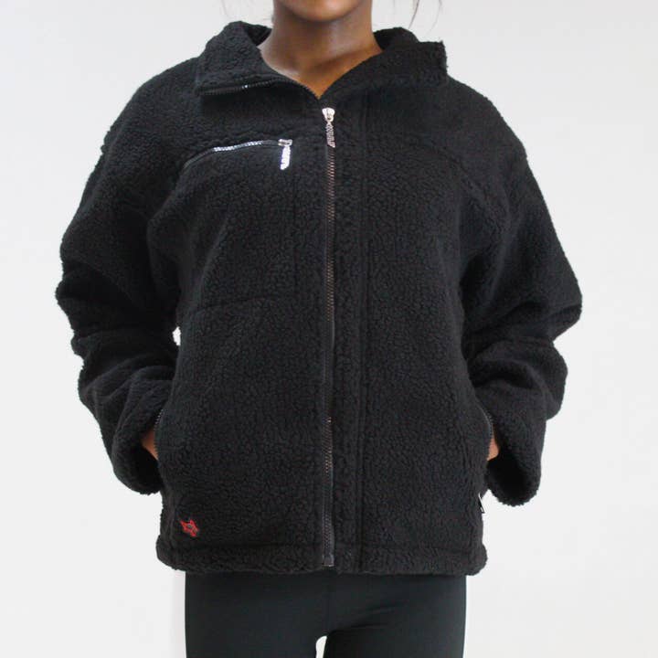 Veste WULF pour femme Black Sherpa pour la vente par WULF