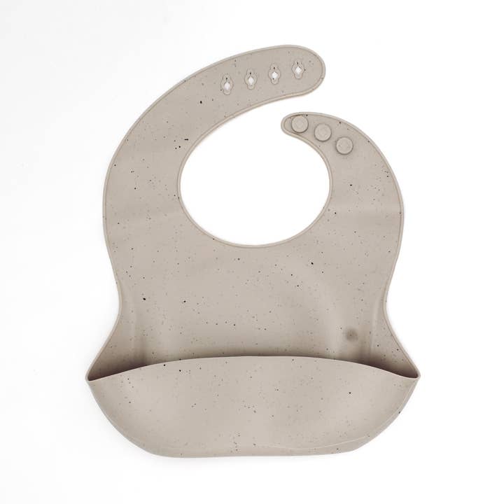 MM siliconen slabbetje: gespikkeld voor wholesale door Modern.Mama LLC.