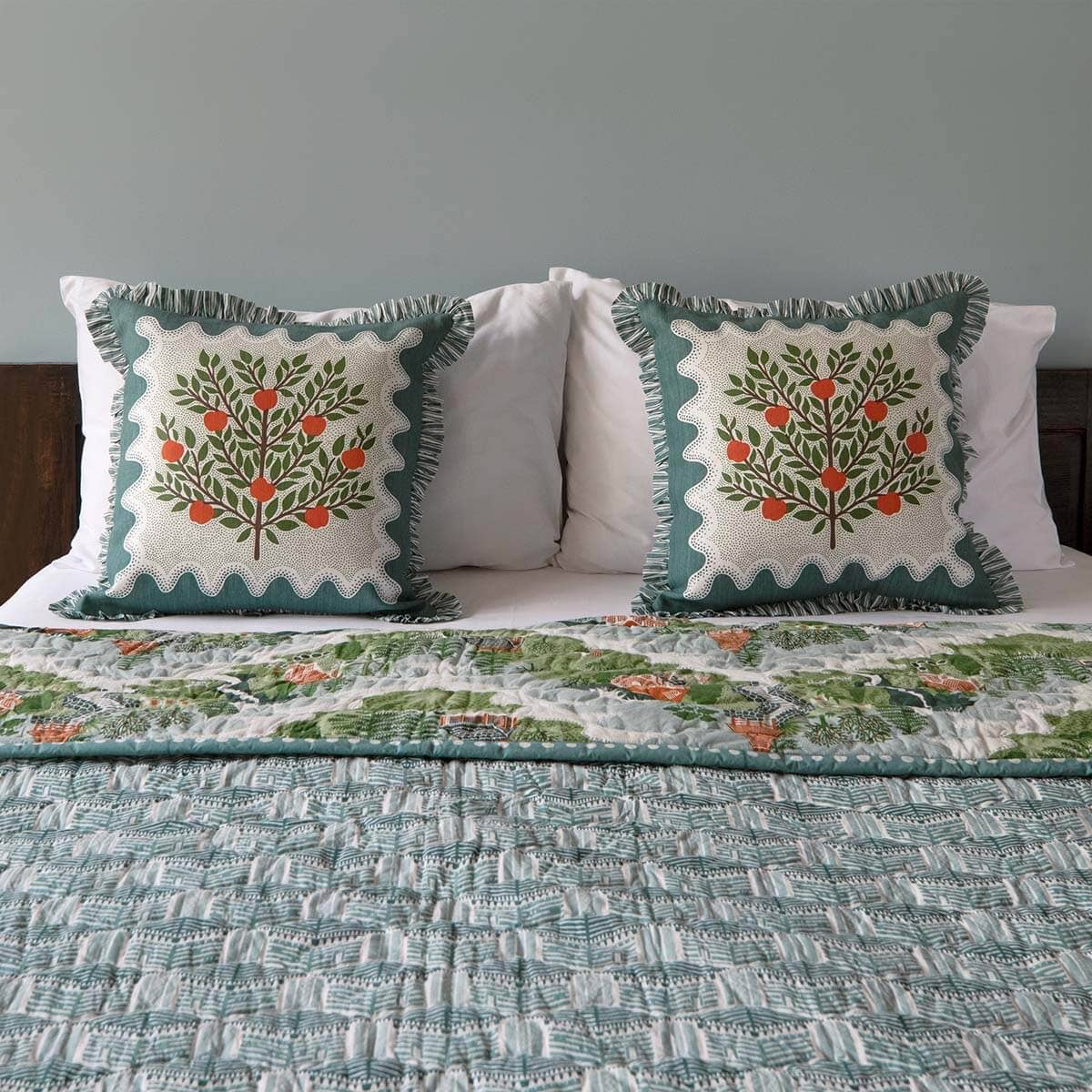 Safomasi - Wholesale Throw Pillow Cover - Apple Tree Ruffle Cushion Cover1