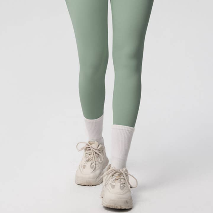 Sodalemon - Wholesale Activewear Set - Women's - Women High-Waist Yoga Set:Cropped Long Sleeve Top + Leggings19