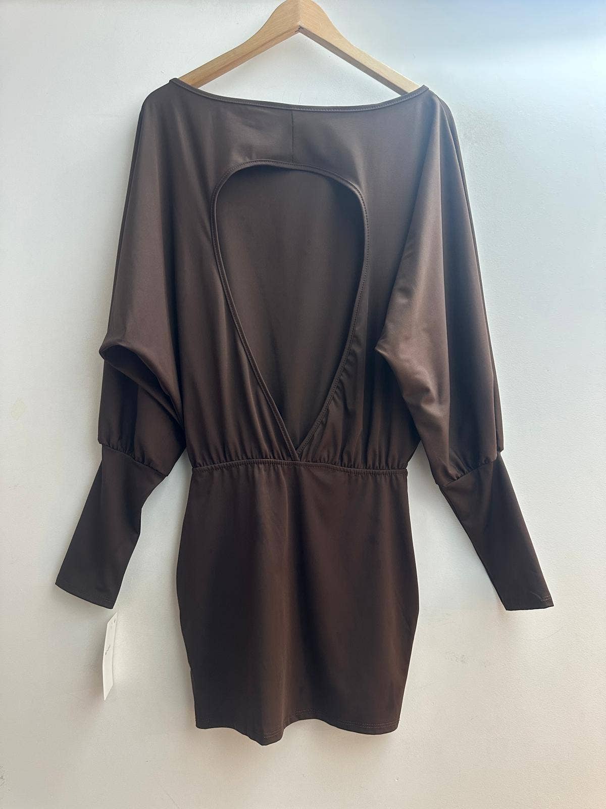 LORIANE – Großhandel Kleid – Damen – 7455 Einfarbiges kurzes Kleid5
