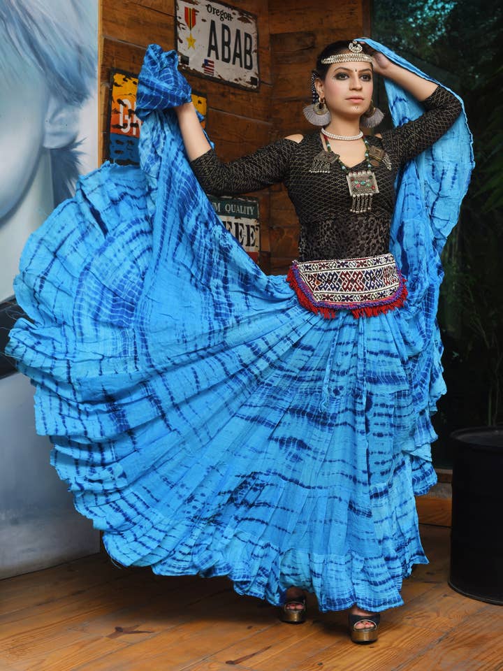 Jupe Rayée Tigre Turqouise/bleu 2020 pour la vente par Senoritas Tribal Designs