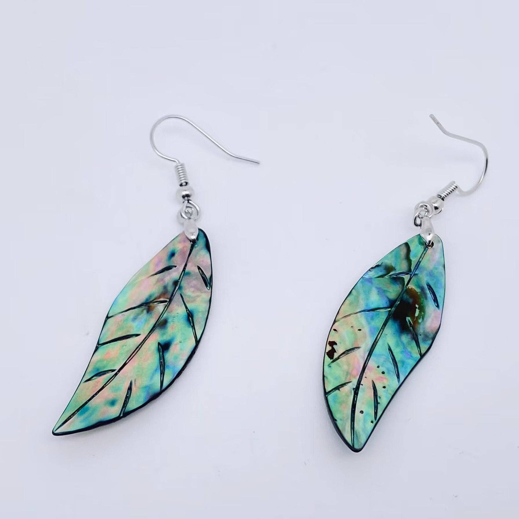 Mio Queena - Wholesale Dangle Earrings - Leaf Shape Abalone Shell Dangle Earrings1