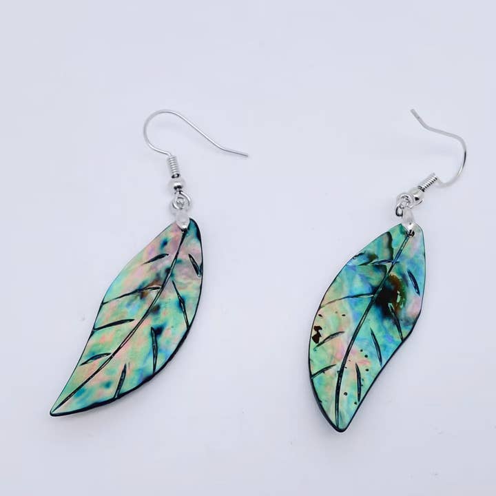 Mio Queena - Wholesale Dangle Earrings - Leaf Shape Abalone Shell Dangle Earrings1