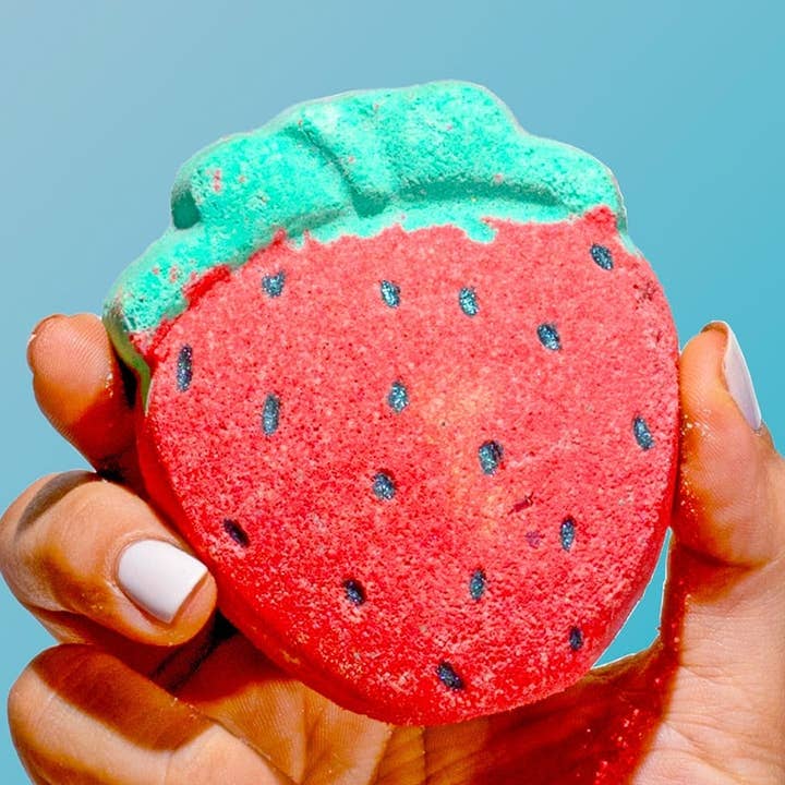 Sweet Strawberry Luxury Bath Bomb + Genuine Diamond for wholesale by ForeverWick Candle Co