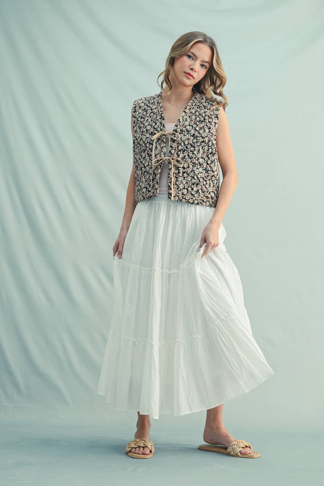 Wishlist Apparel - Wholesale Outerwear Vest - Women's - FLORAL QUILTED VEST / WL25-104005