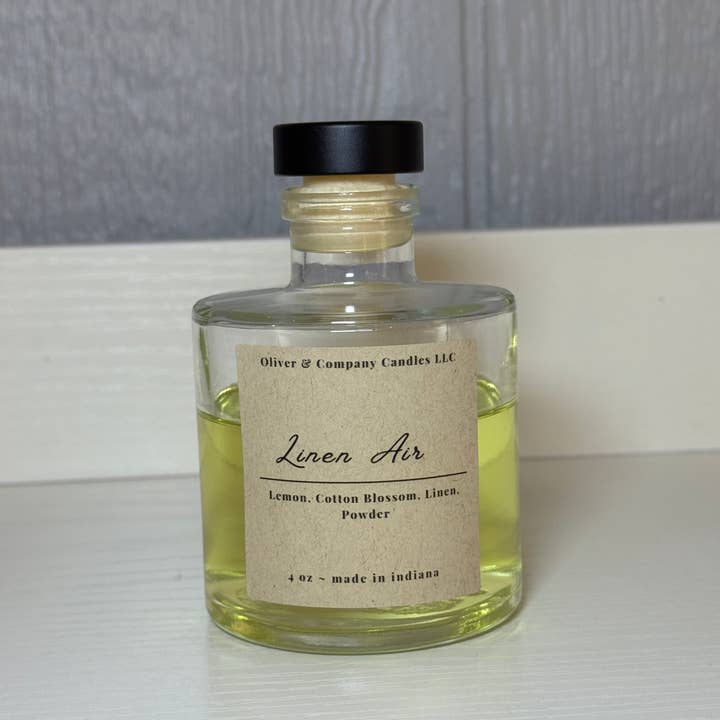 Oliver & Company Candles - Wholesale Reed Diffuser - Linen Air