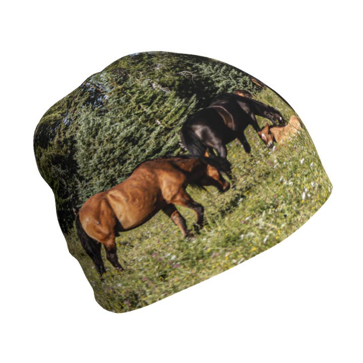 Gorros Wild Horses «The Gathering» para venta al por mayor de Back to Nature Apparel