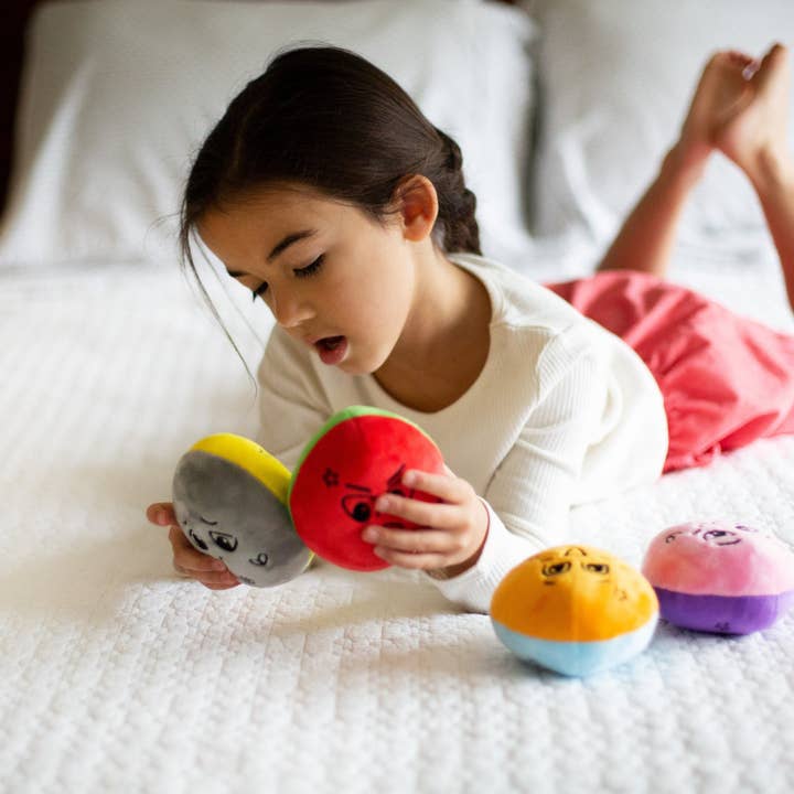 FeelLinks - Wholesale Doll - Kids - FeelLinks Emotion Plush Dolls for children of all ages 0+