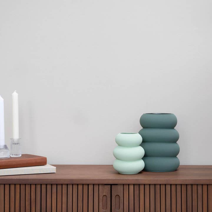 Vase Flow 1 | matériaux recyclés | insert en verre inclus pour la vente par recozy