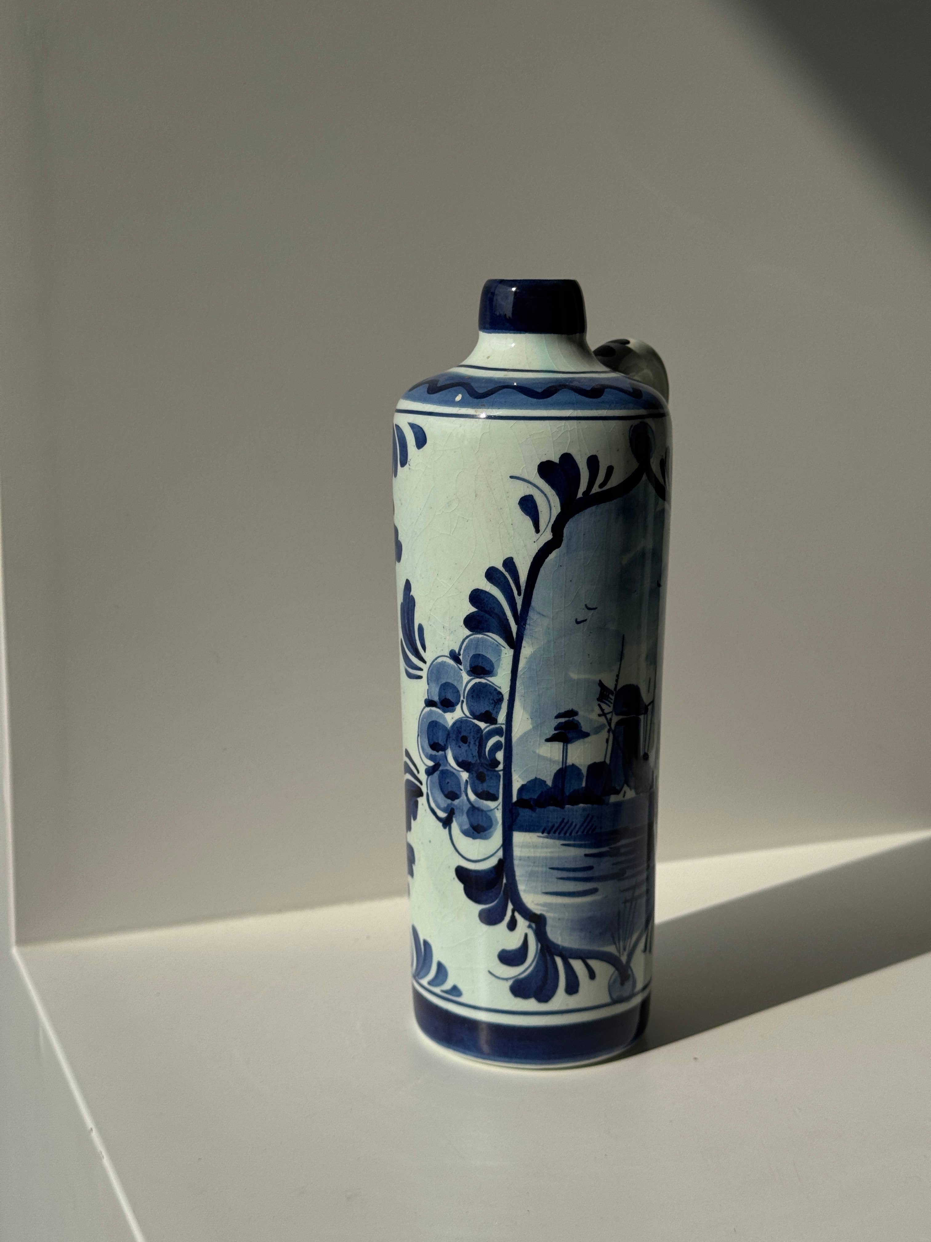 Office Objets - Wholesale Vase - Blue and white Dutch jug H247