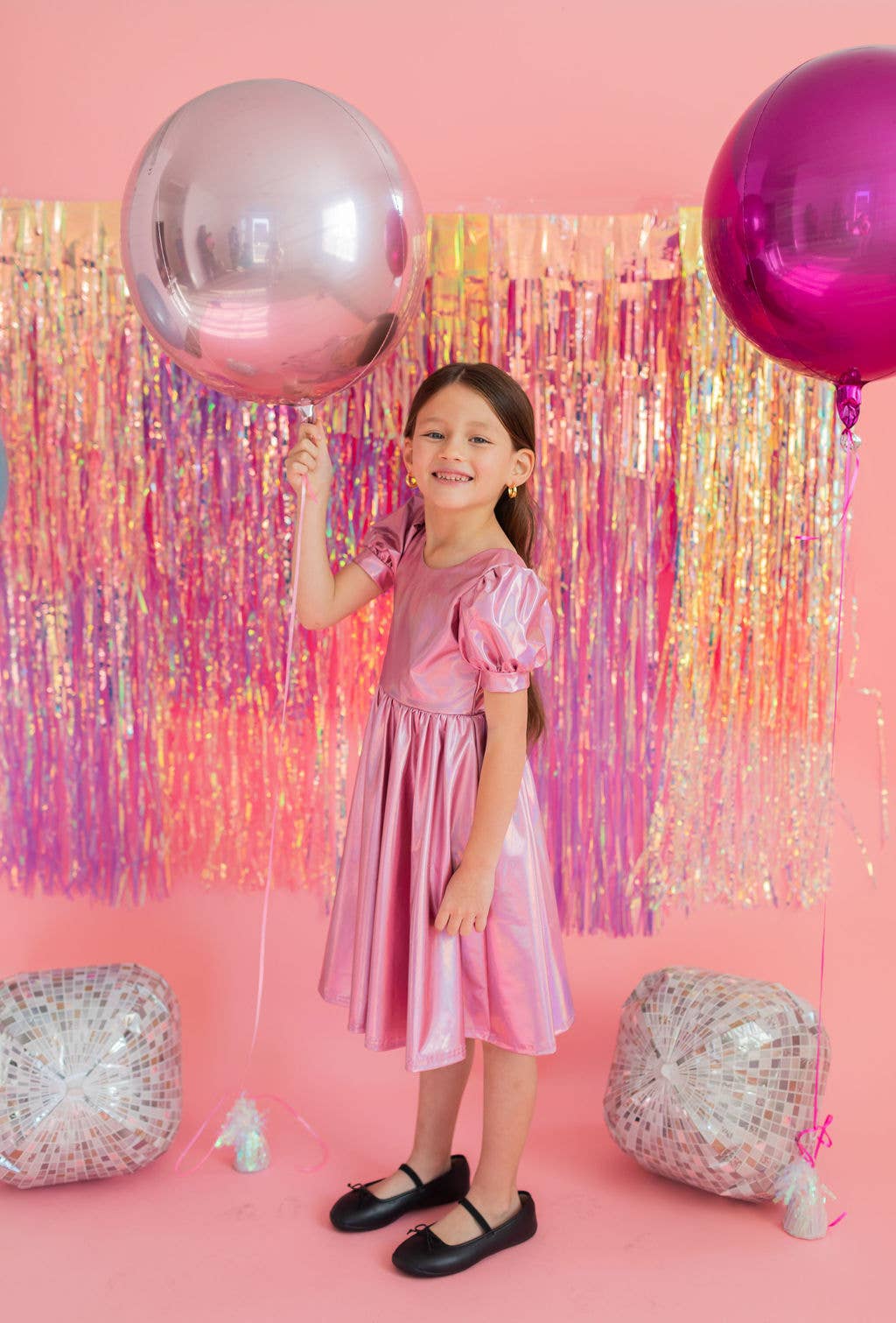 Ollie Jay – wholesale Klänning – Barn – Puffklänning i rosa lamé2