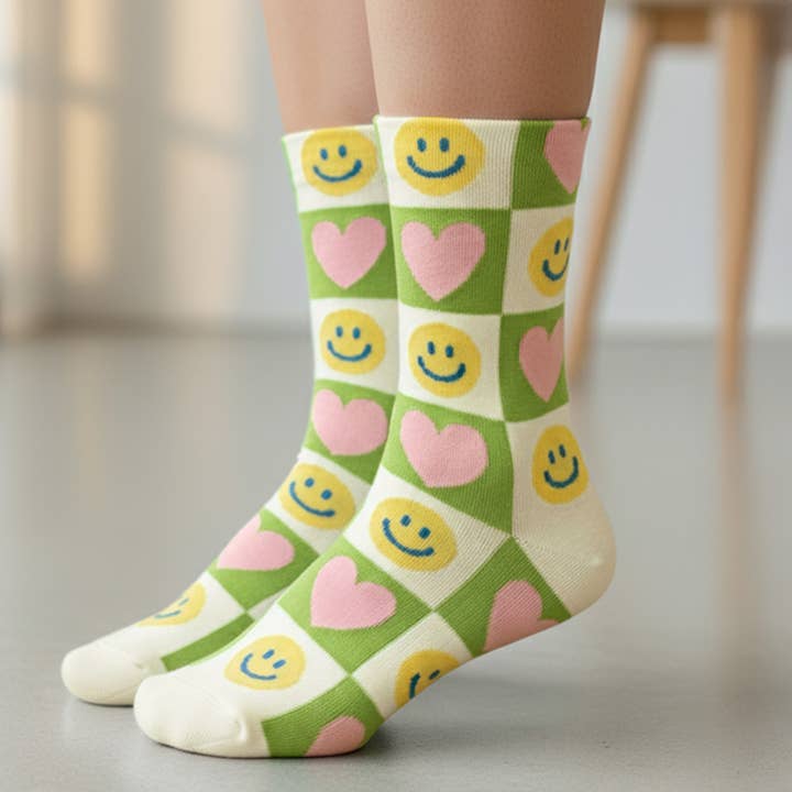 Sensibling Corp. - Wholesale Socks - Women's - 10Pairs - Smile Face Heart Pattern Printed Socks8