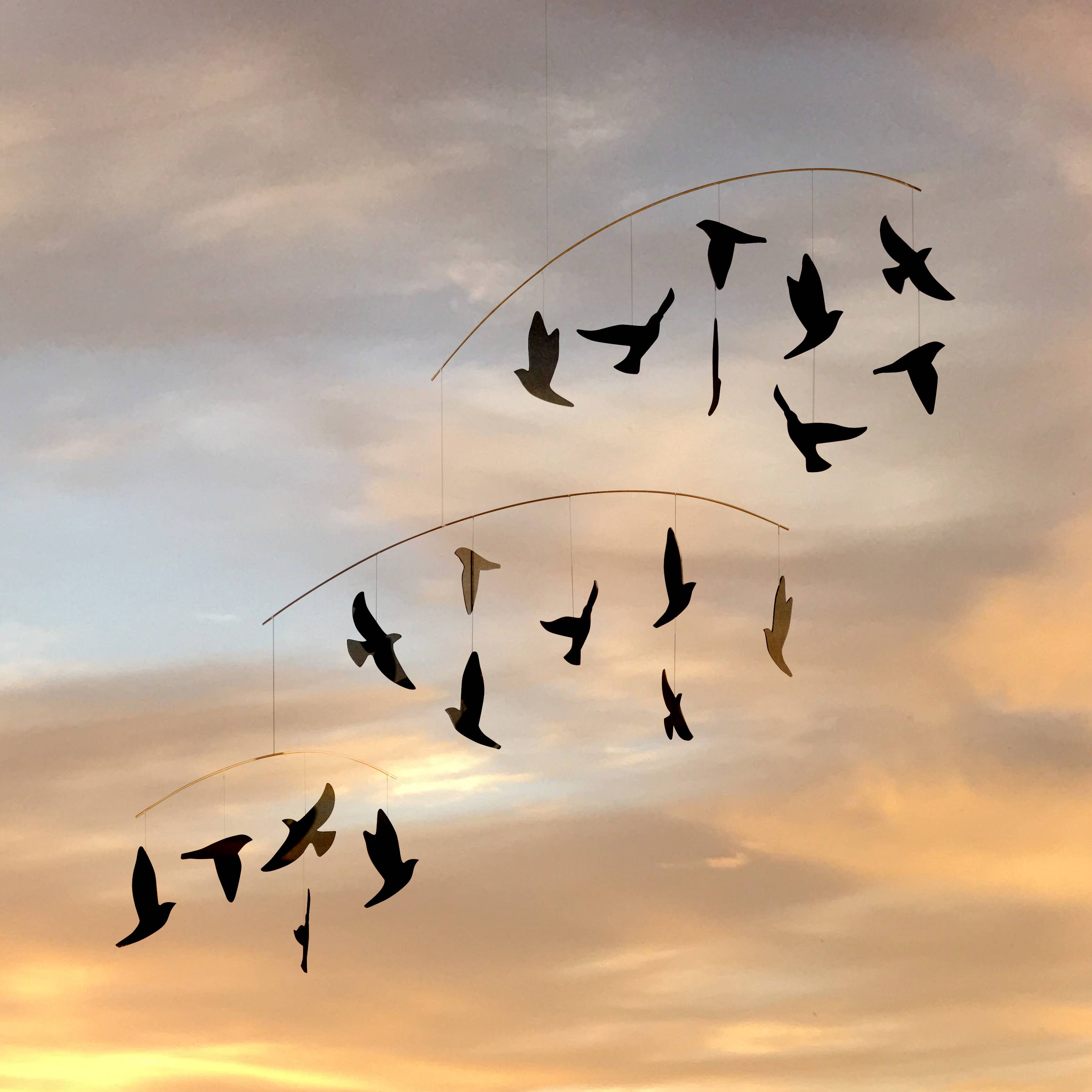 LIVINGLY – móbile por atacado – Sol Negro4