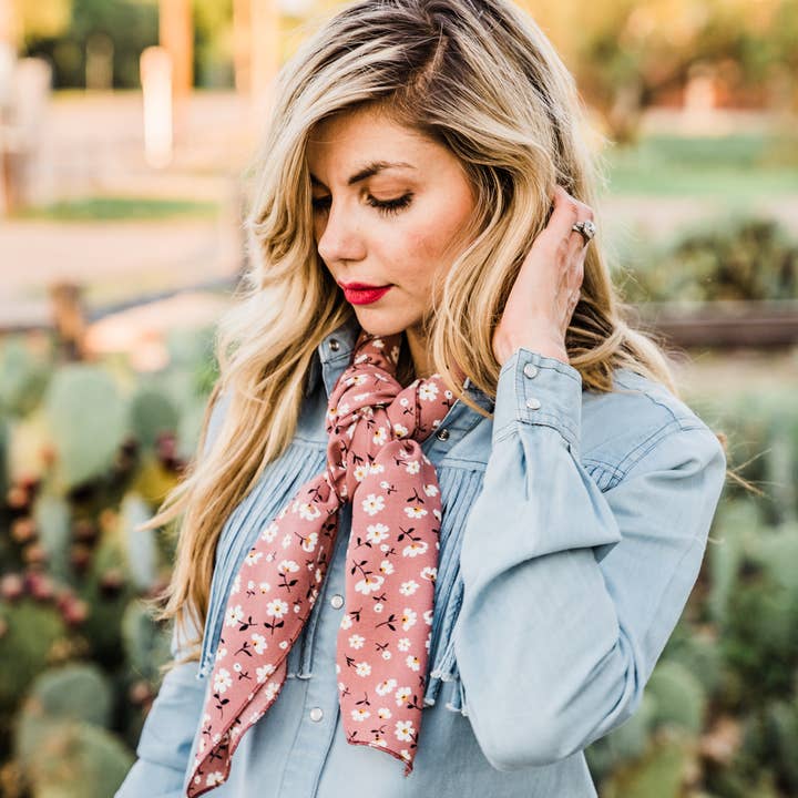 Urban Cowgirl & Co. - Wholesale Scarf - Women's - Mauve Daisy Wild Rag1
