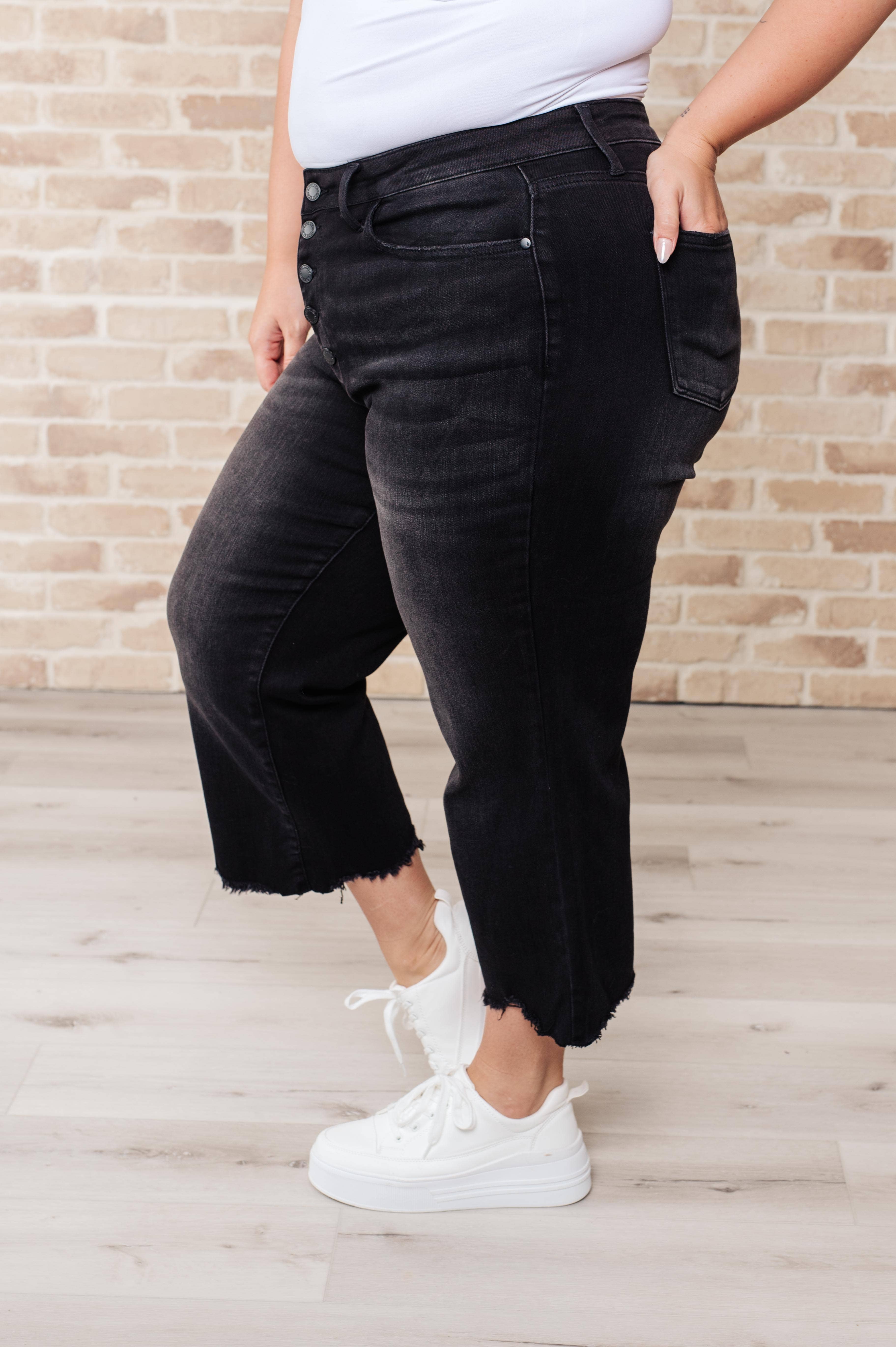 Avenue Wholesale - Wholesale Jeans - Women's - Judy Blue High Rise Button Fly Wide Leg Crop Jeans5