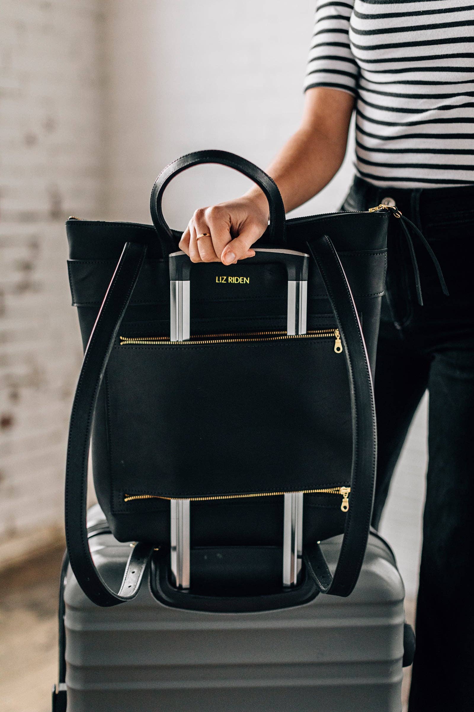 LIZ RIDEN - Wholesale Backpack - Women's - Backpack-Black1