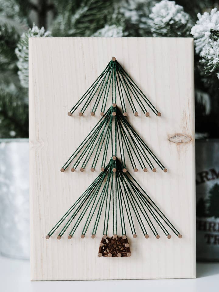 String Art Kit voor de kerstboom (geometrisch) voor wholesale door Knot Really Art