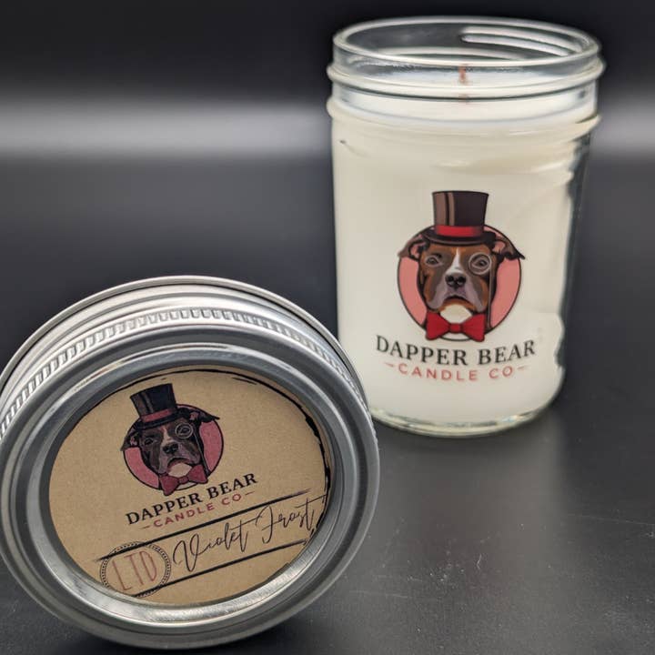 Violett Frost för wholesale av DAPPER BEAR CANDLE CO