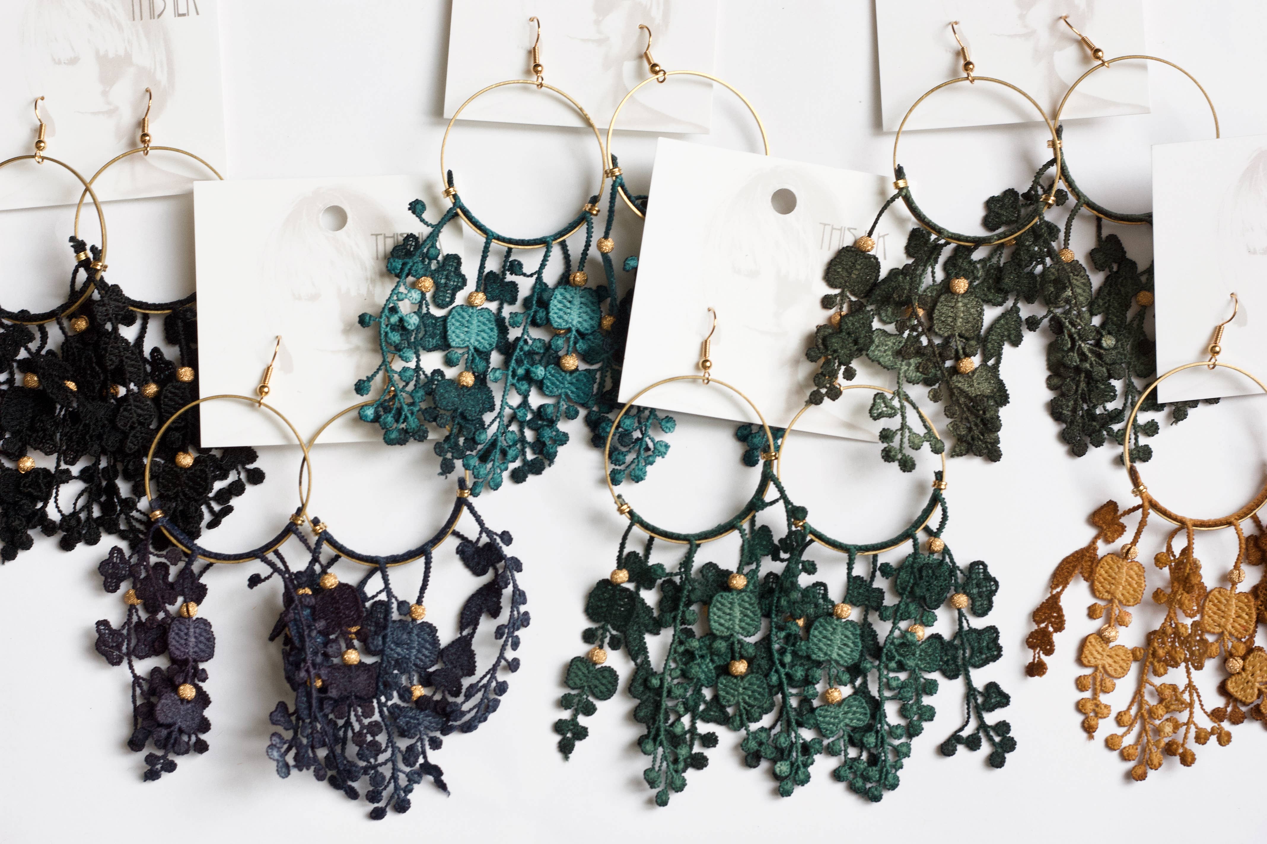 This Ilk – Brincos de argola por atacado – Brincos Duo des Fleurs23