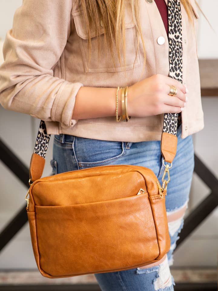 Brecklynn Crossbody Leopard Strap Handbag | Removable Strap for wholesale by Dani & Em