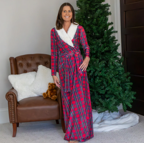 Sugar Bee Clothing - Vente Peignoir – femme - Pyjama de Noël 2025 - Peignoir à bordure en fourrure - Tartan1