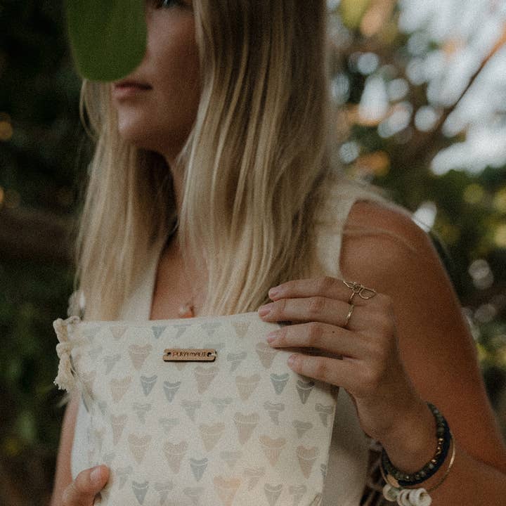 Puka Maui - Wholesale Pouch - Women's - Shark Tooth Standup Pouch