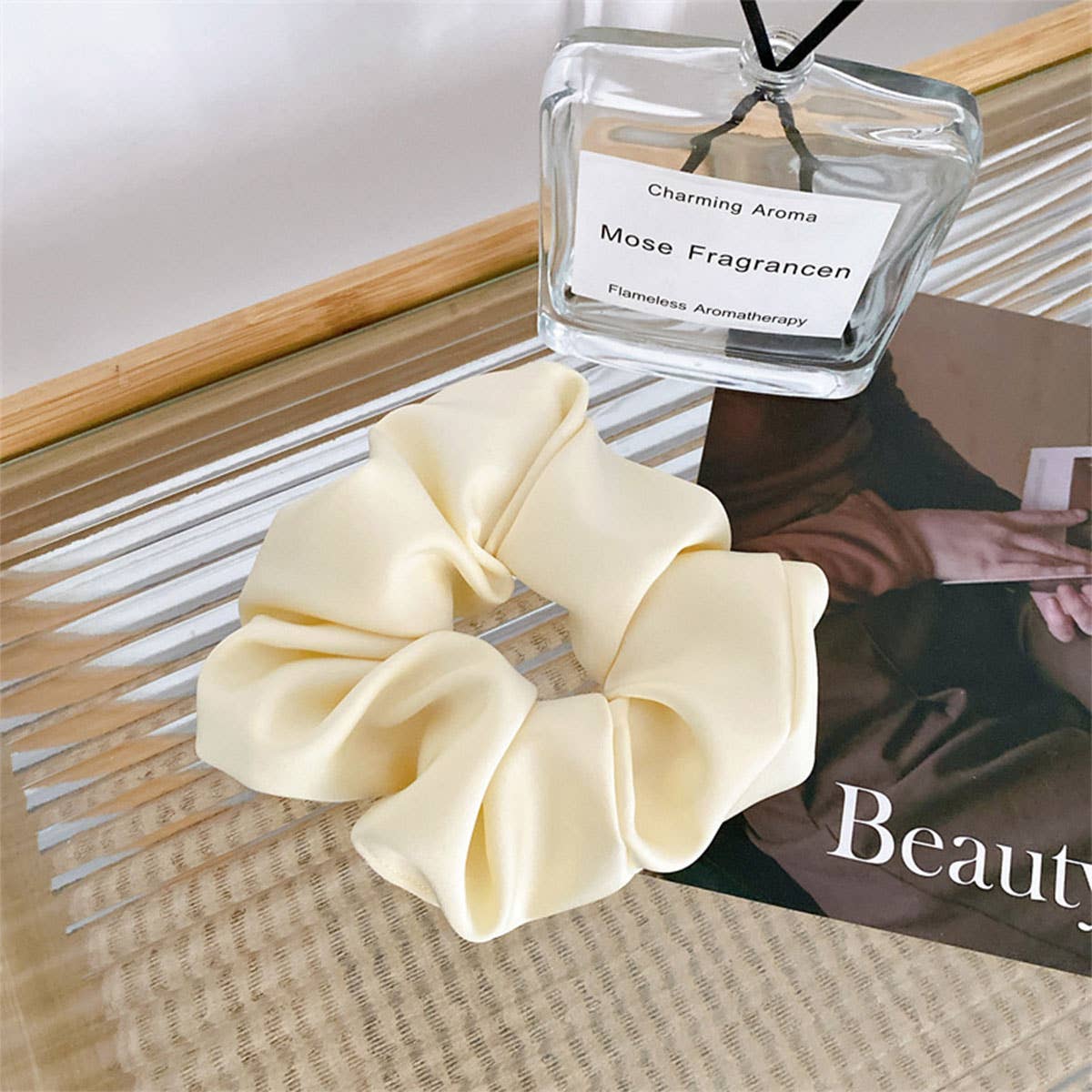 ACCITY - Wholesale Scrunchie - Women's - SIMPLE MONOCHROME SILK SCRUNCHIES_LARGE SIZE_CWAHA03492