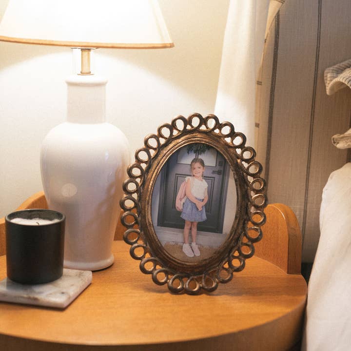 Petal Lane Home - Wholesale Picture Frame - Fancy Scalloped Oval Photo Frame
