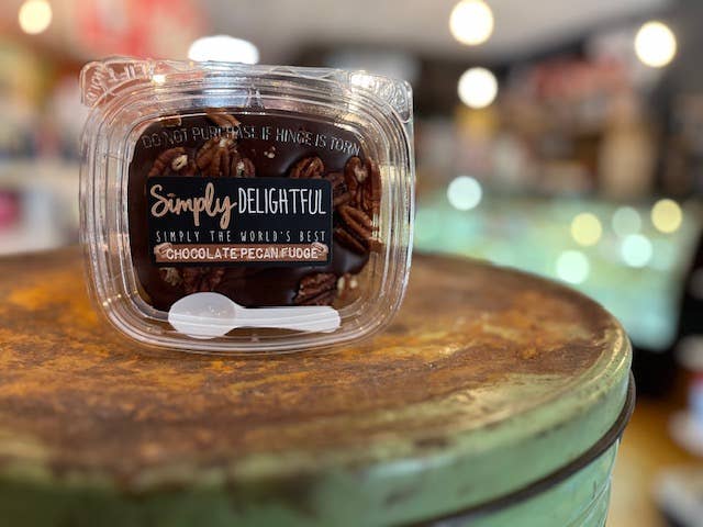 Simply Delightful – Großhandel Fudge – Schokoladen-Pekannuss-Fudge 198g