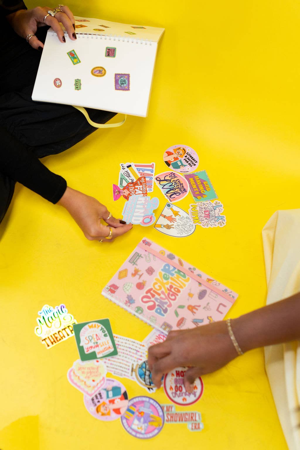 NatterDoodle - Wholesale Sticker - Teachers Change the World Sticker, Teacher Appreciation Viny3