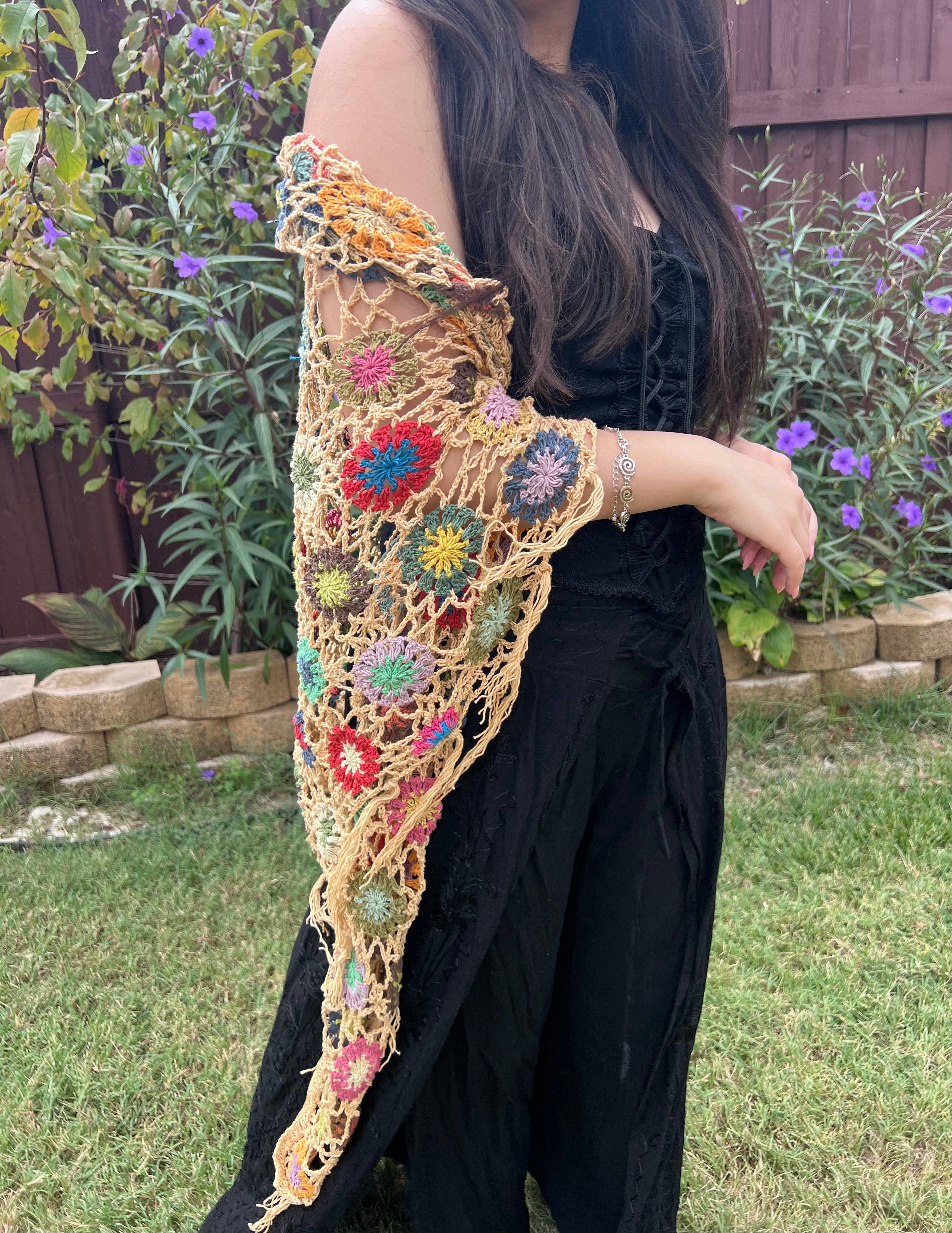 PuzzleStack - Vendita all'ingrosso Stola - Donna - Scialle a Rete all'Uncinetto Fiori di Campo7