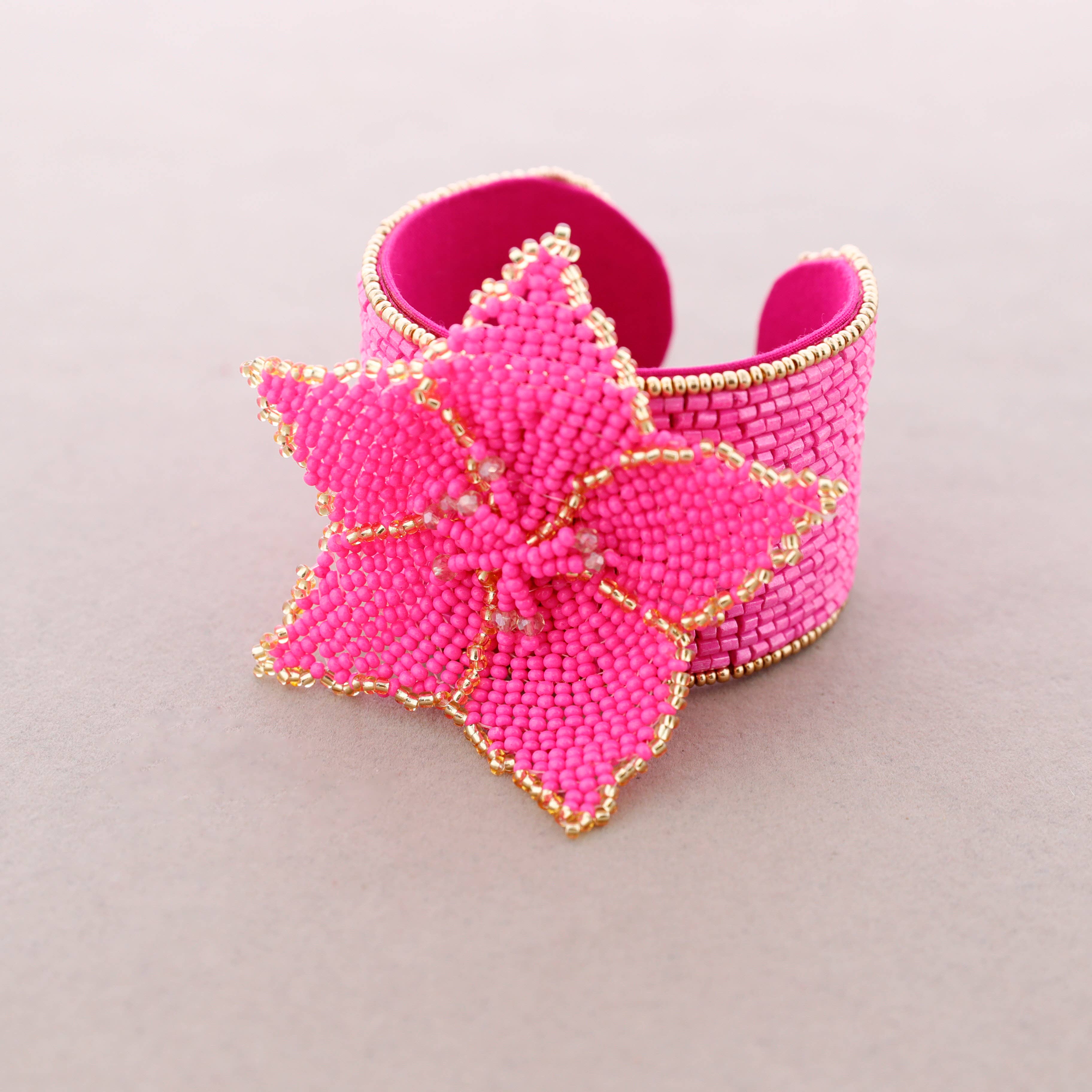 Sonata - Vente Bijoux à boutons pression - Bracelet ethnique réglable avec perles en forme de fleur1