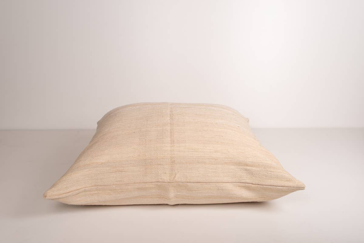 Crafts by Solid - Wholesale Throw Pillow Cover - Handmade Off White Silk Sari Cushion Covers - S 45 * 45 cm11