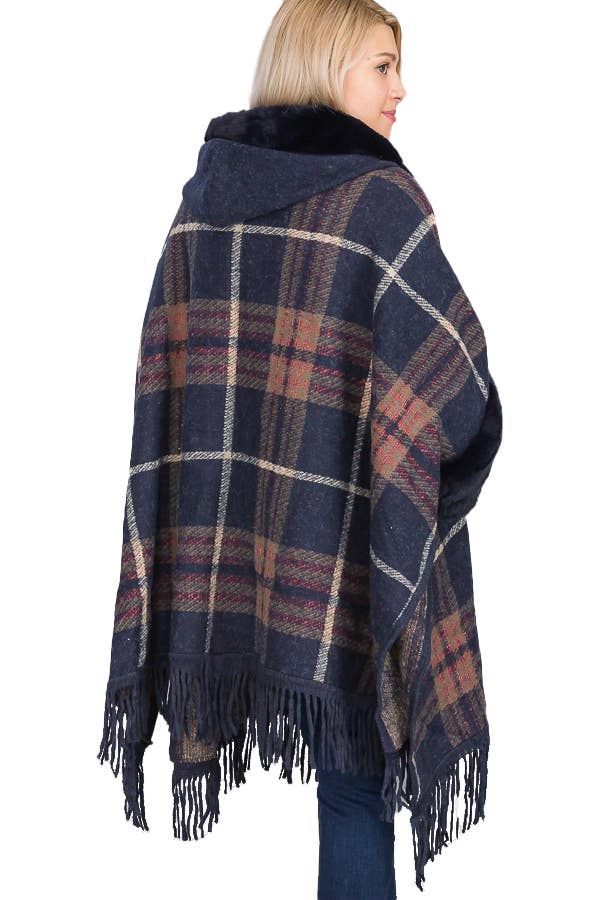 Grigio Poncho con cappuccio Ruana a silhouette aperta in stile eschimese scozzese in vendita all'ingrosso su Faire15