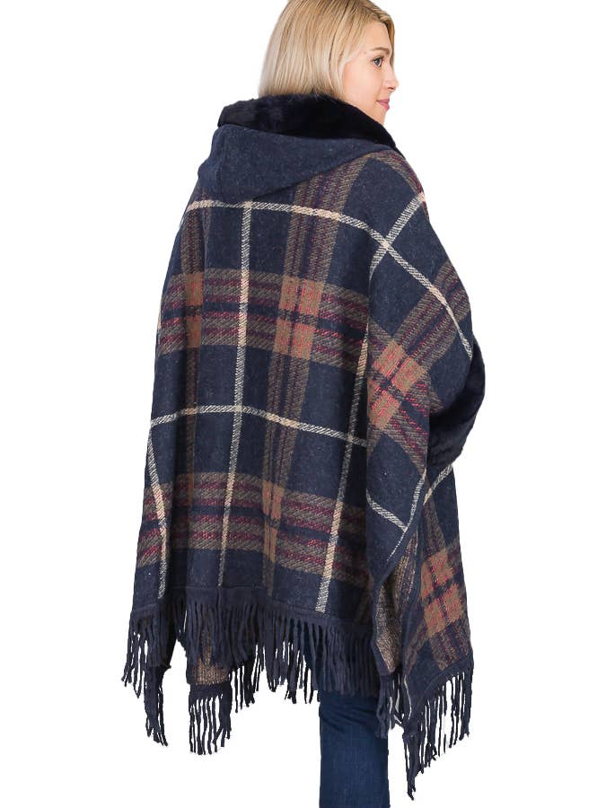 Grigio Poncho con cappuccio Ruana a silhouette aperta in stile eschimese scozzese in vendita all'ingrosso su Faire15