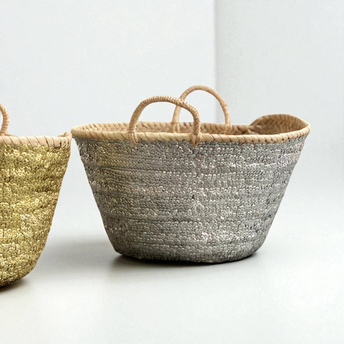 HandmadeBestSeller - Wholesale Beach Bag - Handcrafted Straw Basket with Sequins – Gold & Silver3